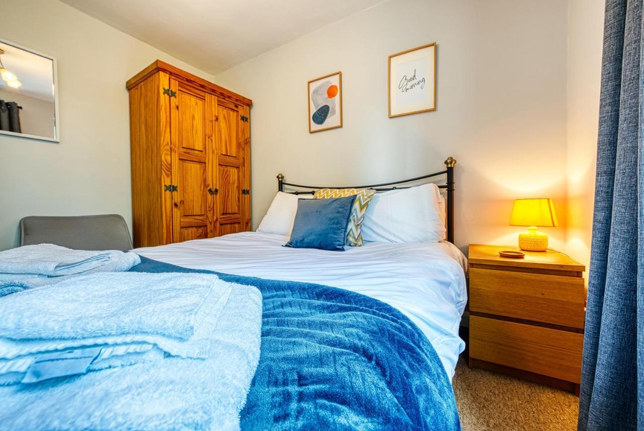 Cosy 3 Bed Apartment In Southam, Sleeps 6 Southam  Exterior foto