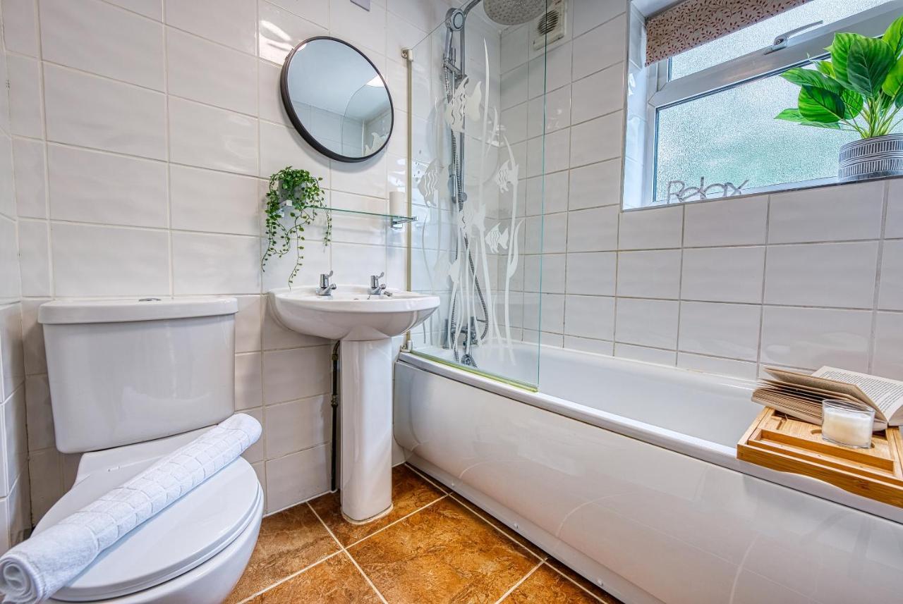 Cosy 3 Bed Apartment In Southam, Sleeps 6 Southam  Exterior foto
