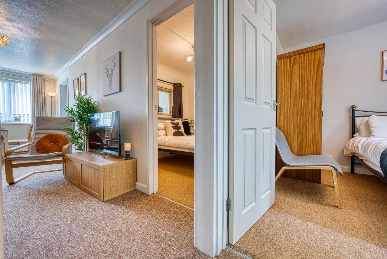 Cosy 3 Bed Apartment In Southam, Sleeps 6 Southam  Exterior foto